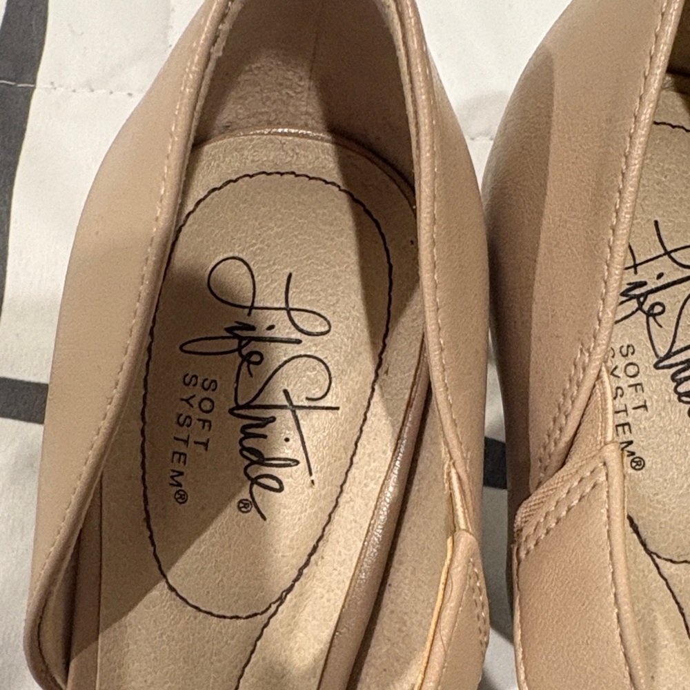 Life Stride Women's Beige Heels - Picture 2 of 5